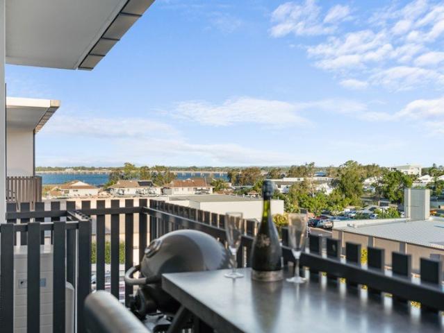 Apartment for sale in Toombul, Queensland