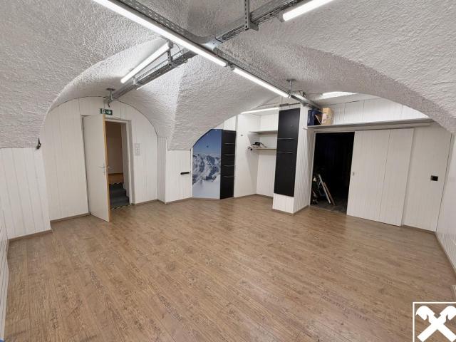 Gewerbe kaufen in Hall in Tirol, Tirol
