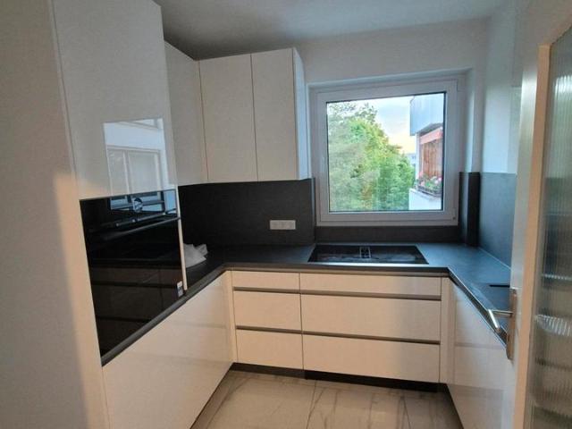 Wohnung kaufen in Ottobrunn, Bayern