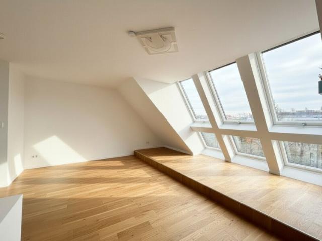 Dachgeschosswohnung kaufen in KG Hadersdorf, Wien