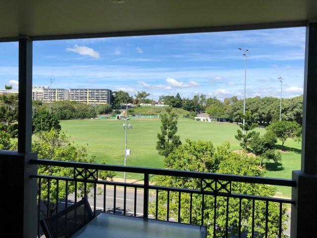 Apartment for rent in St Lucia, Greater Brisbane