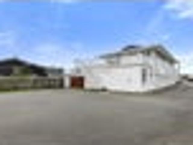 Apartment for sale in Days Bay, Wellington