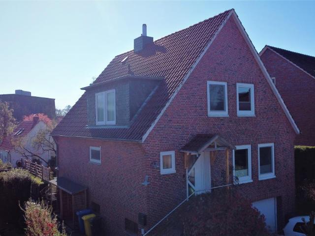 Villa kaufen in Emden, Niedersachsen