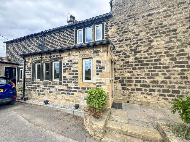 House for rent in Thunderbridge, Kirklees