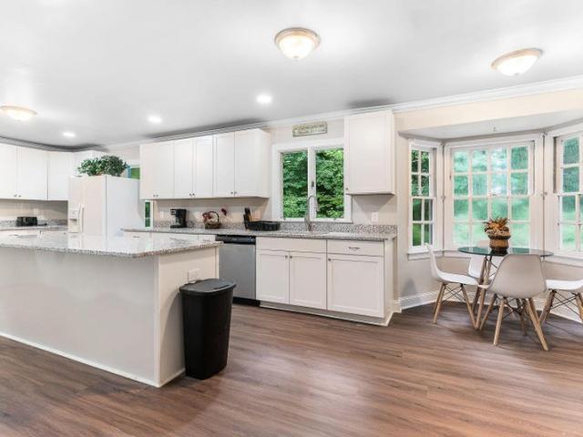 Room for rent in Virginia