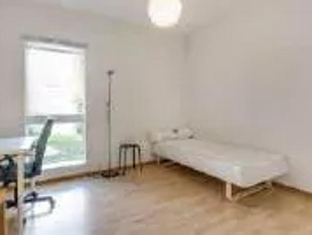 Zimmer til leje i Tårnby, Brøndby