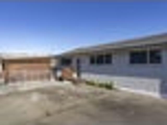 House for sale in Chaslands, Canterbury