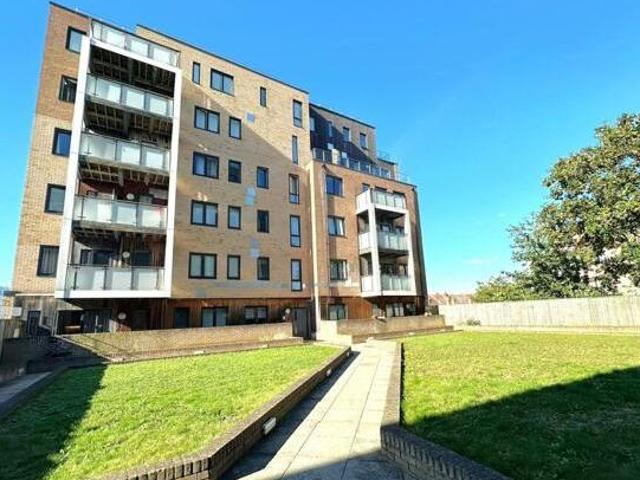 House for sale in Hounslow, Greater London