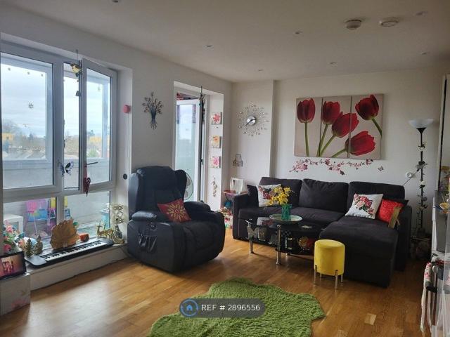 Apartment for rent in London Borough of Hounslow, Greater London