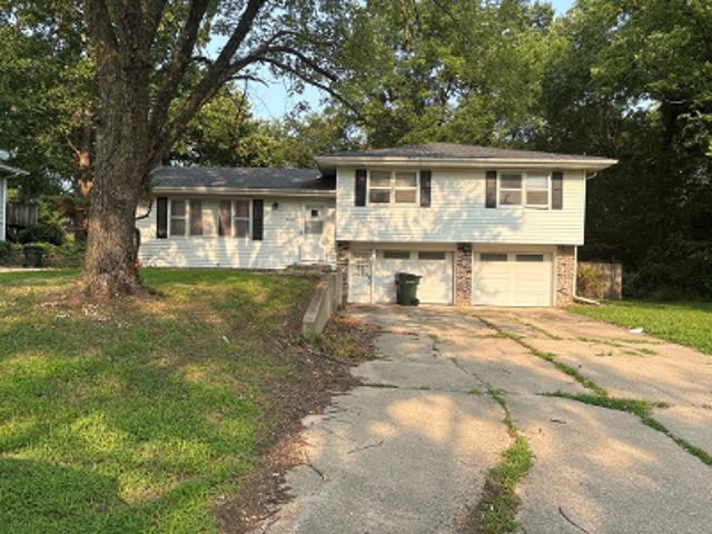 House for sale in Leavenworth, Leavenworth County