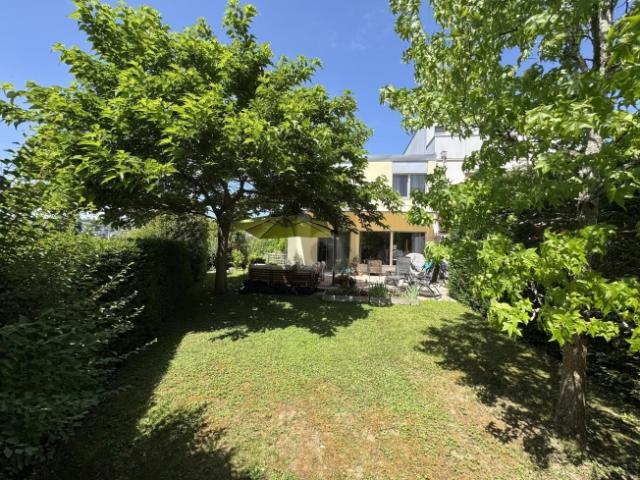 Reihenfamilienhaus mieten in Oberwil (BL), Basel-Landschaft