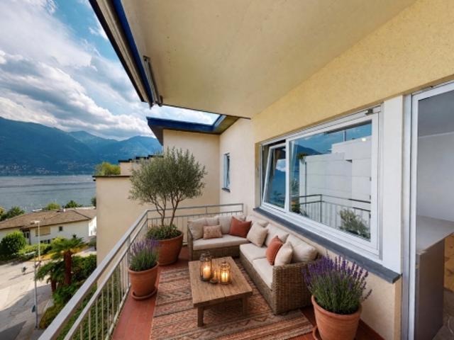 Attikawohnung kaufen in Minusio, Tessin
