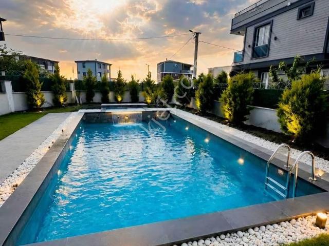 Marmaraereğlisi, Tekirdağ içerisinde satılık Villa