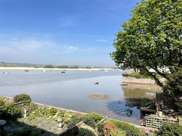 Apartment for rent in Watergate, Devon