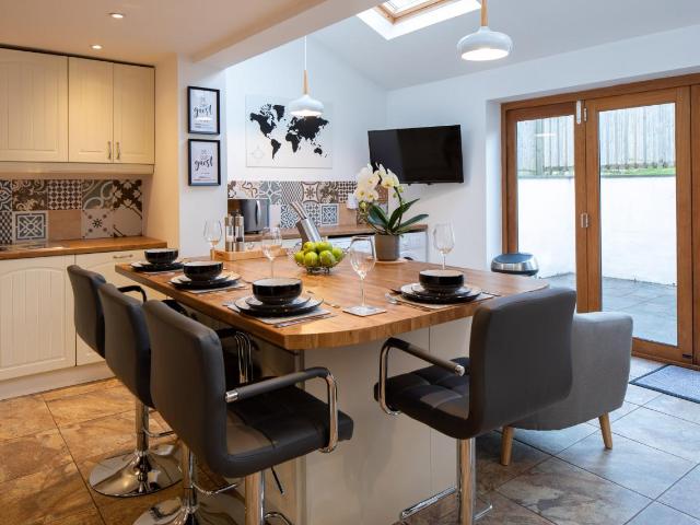 House for rent in Furzedown, Greater London