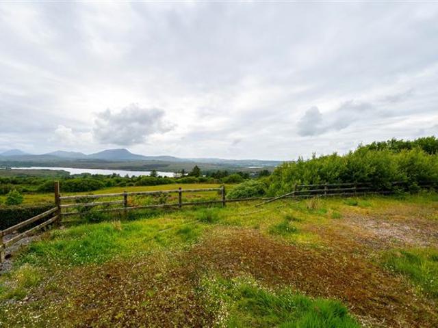 Detached House for sale in Bruckless, Donegal
