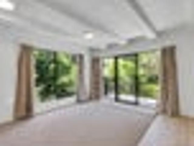 Apartment for rent in Whangaparaoa, Oroua County