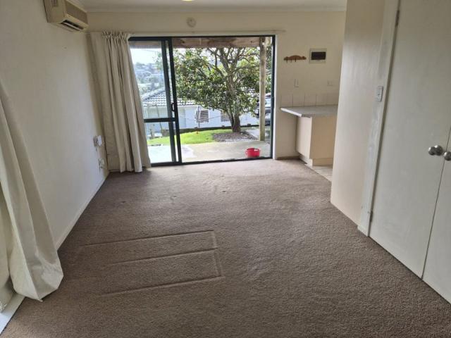 Apartment for rent in Whangaparaoa, Oroua County