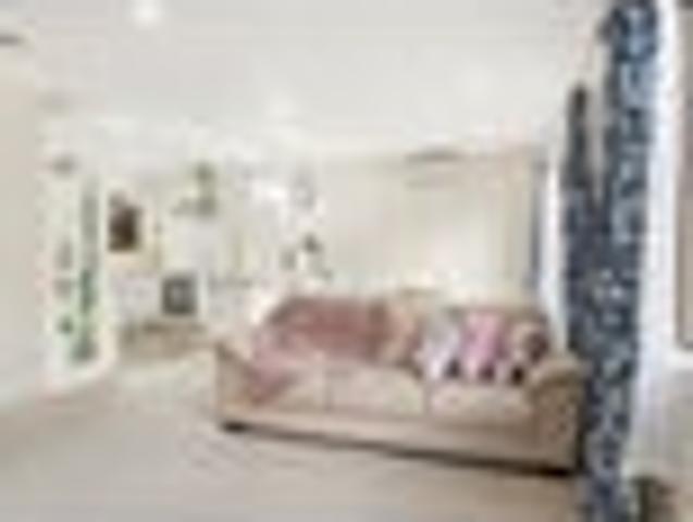 Apartment for rent in Whangaparaoa, Oroua County