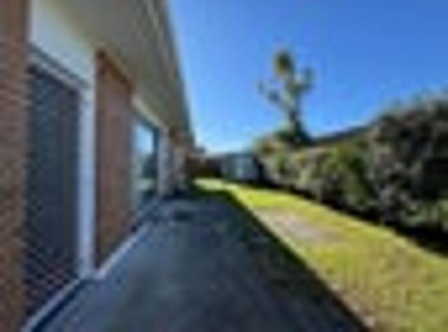 Apartment for rent in Whangaparaoa