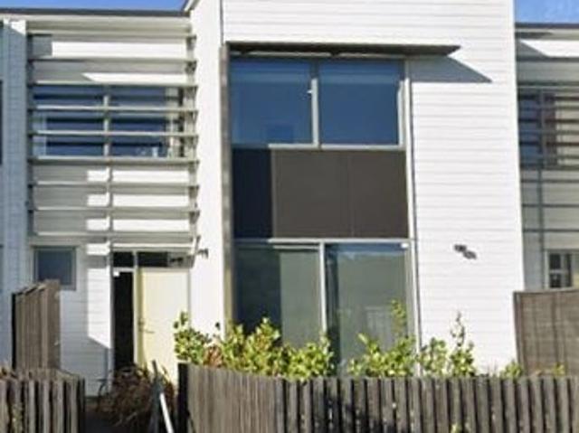 House for rent in Wairau Valley
