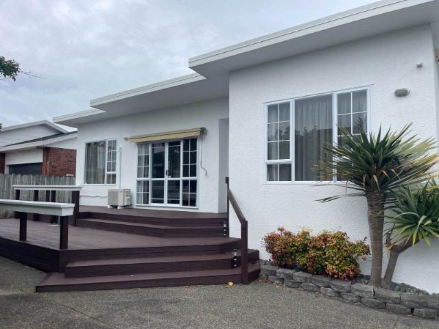 House for rent in Wairau Valley