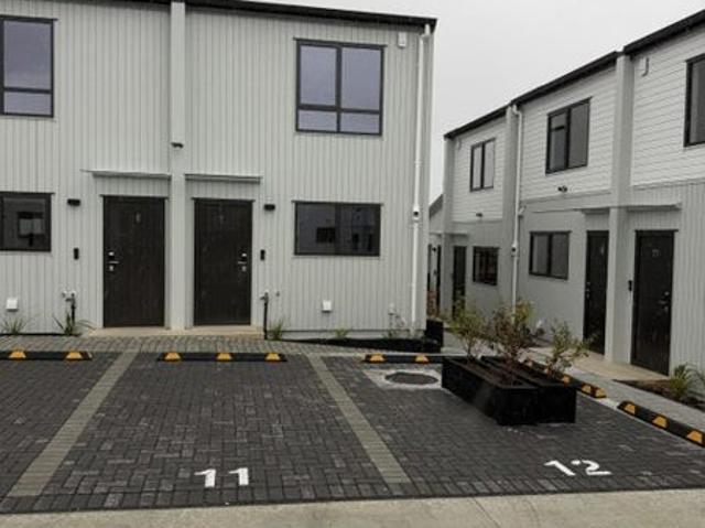 House for rent in Wairau Valley