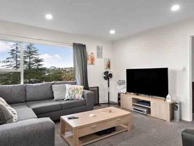 House for rent in Whangaparaoa