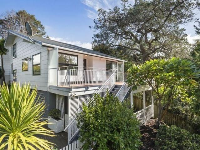 House for rent in Whangaparaoa, Oroua County