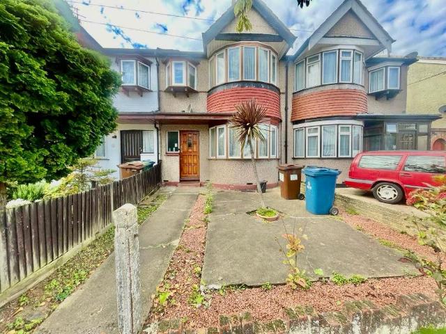 House for rent in London Borough of Harrow, Greater London