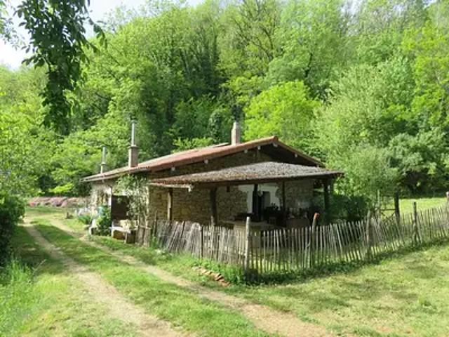 Maison vente à Belley, Torcieu
