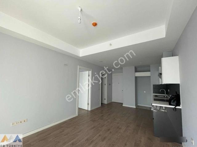 Kadiköy, İstanbul içerisinde kiralık mülk