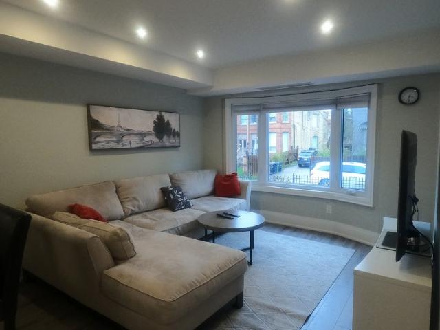 Apartment for rent in Woburn, Ontario