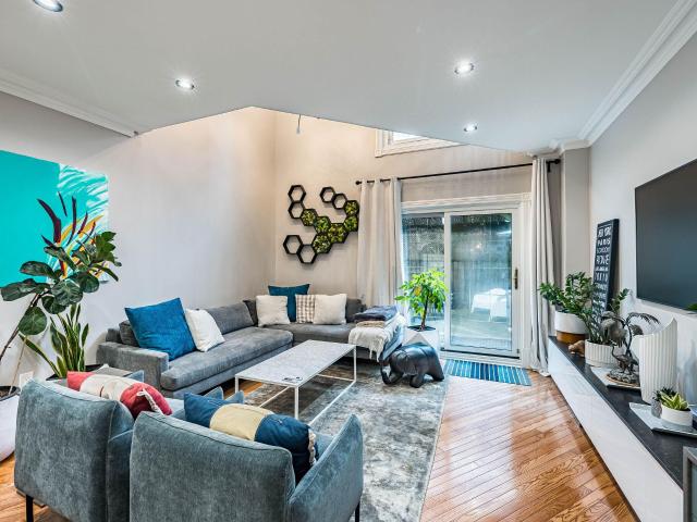 House for rent in Toronto Centre, Toronto