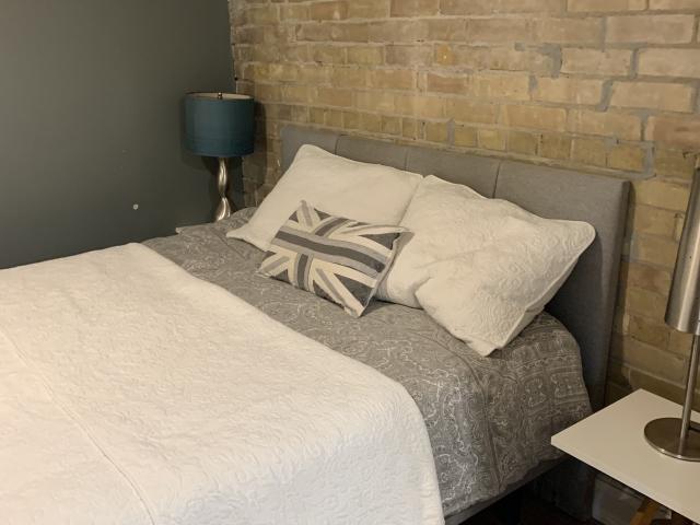 Room for rent in Woburn, Ontario