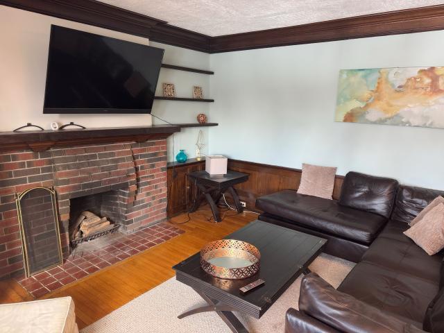 Room for rent in Woburn, Ontario