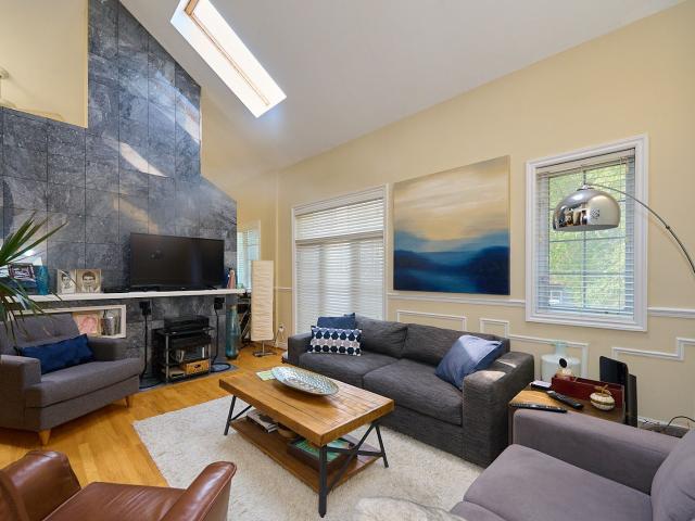 Room for rent in Woburn, Ontario