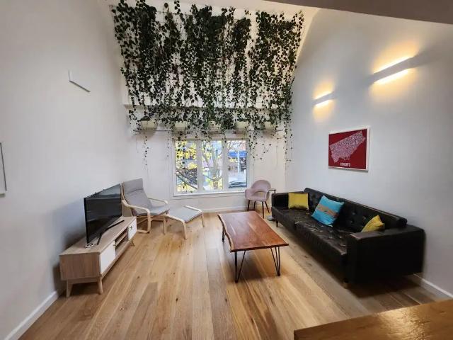 Room for rent in Woburn, Ontario