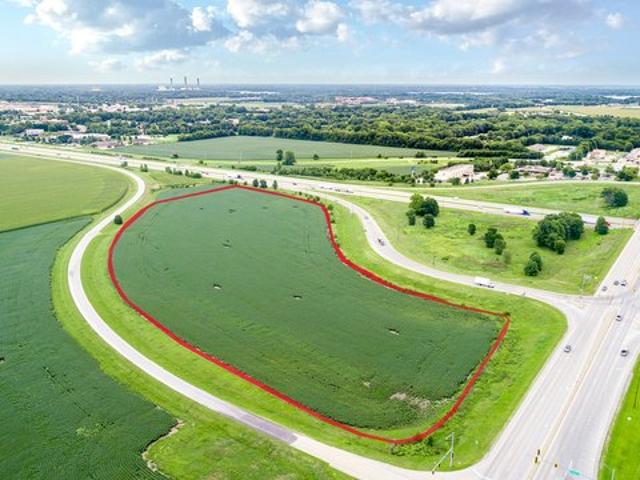 Farm for sale in Springfield, Sangamon County