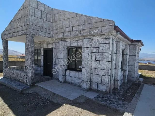 Niğde içerisinde satılık Villa