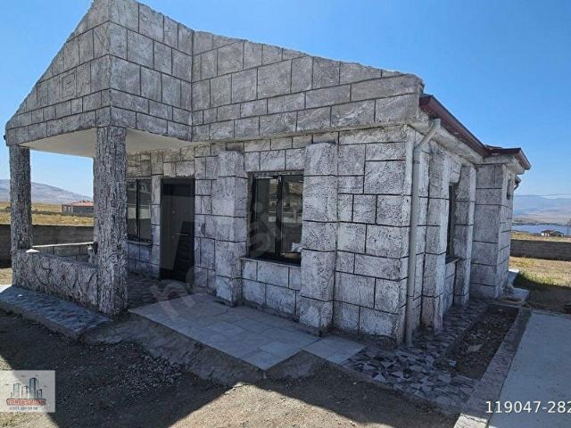 Niğde içerisinde satılık Villa