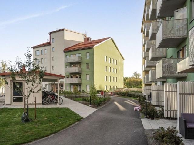 Lägenhet hyra i Nya Tarv, Knivsta