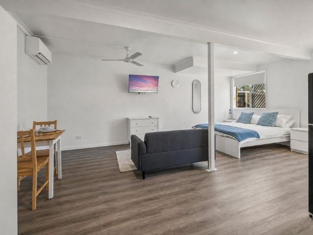 Room for rent in Great Sandy Strait, Queensland