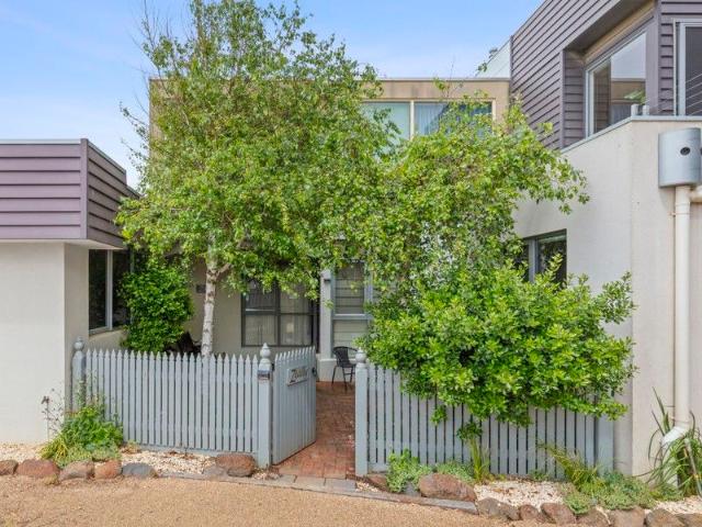 Apartment for sale in Torquay, Victoria