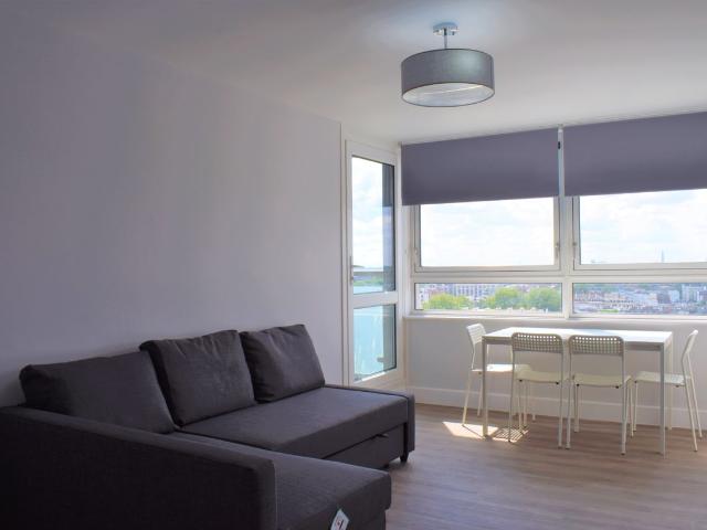 Apartment for rent in North Kensington, Greater London