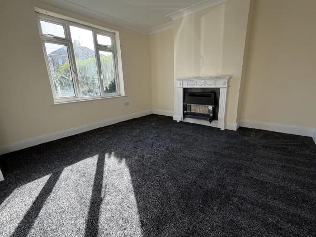 House for rent in Westwood Park, West Yorkshire