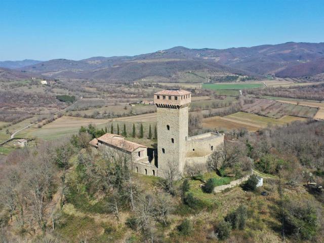Casa in vendita a Passignano Sul Trasimeno, Umbria