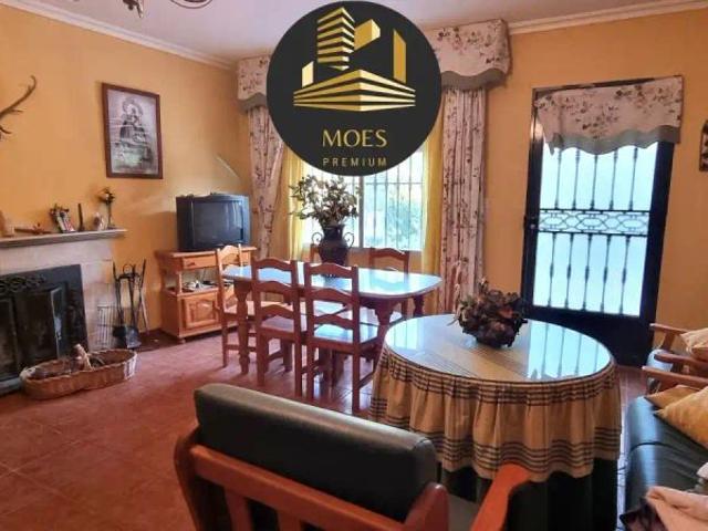 Apartamento en alquiler en Urbanización El Megatín, Torre del Campo