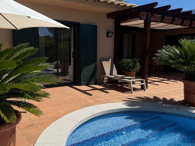 Casa en venta en Alt Empordà, Catalunya