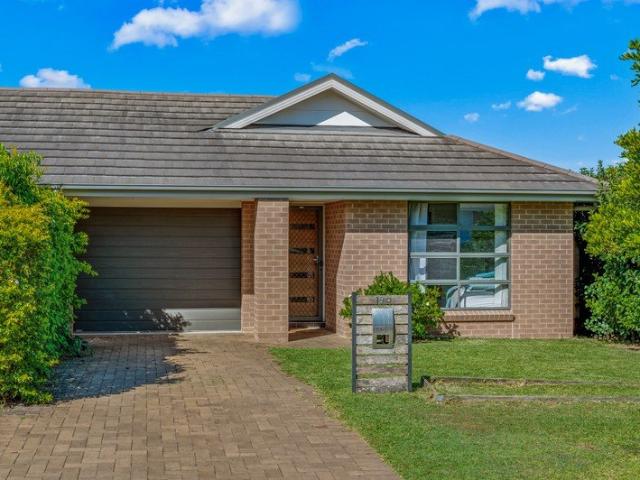 Villa for sale in Ambergate, New South Wales